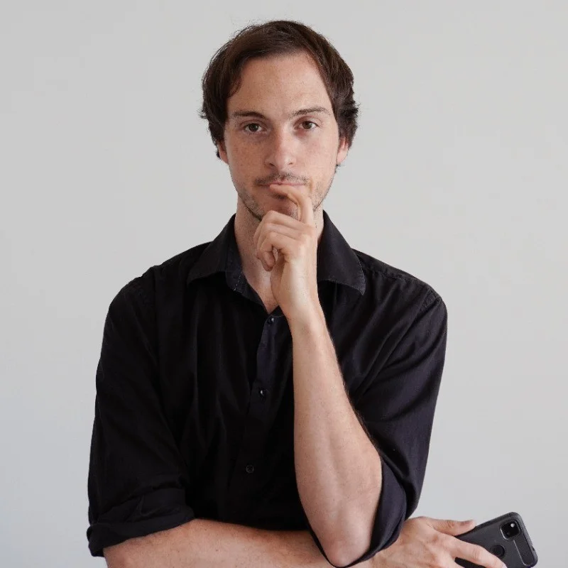 Business portrait of Matthias Walsh, Managing Director of Horizon Edge Marketing