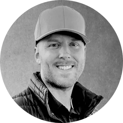 An profile headshot of SEO Expert Jeff Collins.